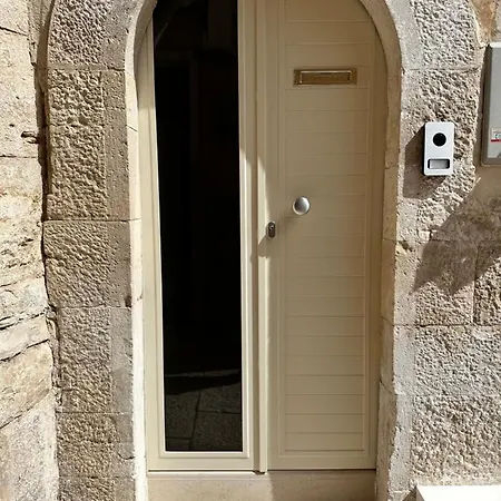 1 Palo del Colle