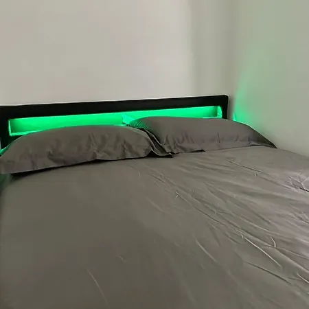 Апартаменты 1 *